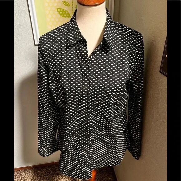 Brand new Apt 9 Essentials Long Sleeve Button Down Shirt Size Large #98 - Picture 1 of 5